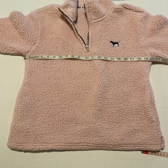 PINK Victoria's Secret, pink sherpa like p… - Picture 6 of 7